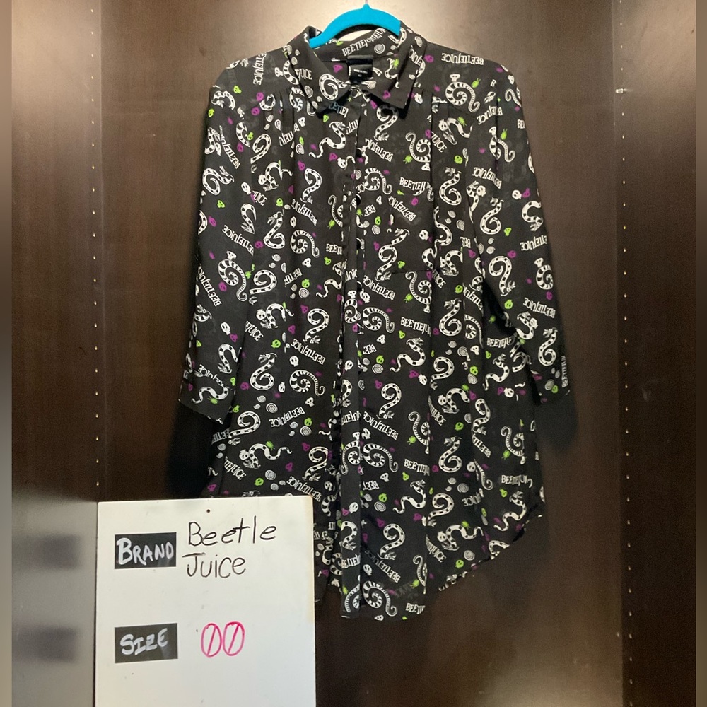LastChanceB4GoodWill Beetle Juice Black Button-Up Shirt